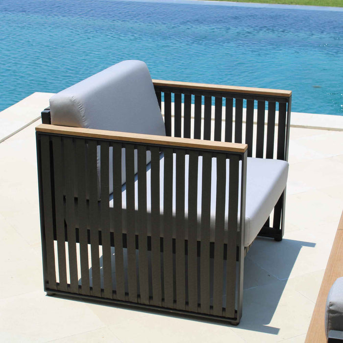Horizon Armchair with Sunbrella Cushion
