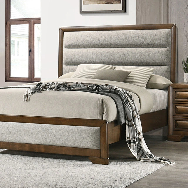 Caerwys E.King & Queen Bed