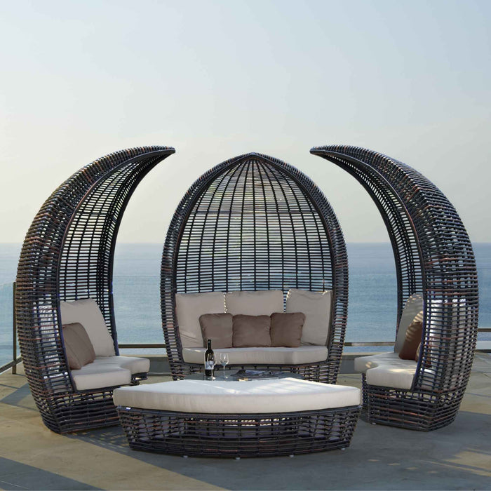 Halo Daybed with Sunbrella Cushions