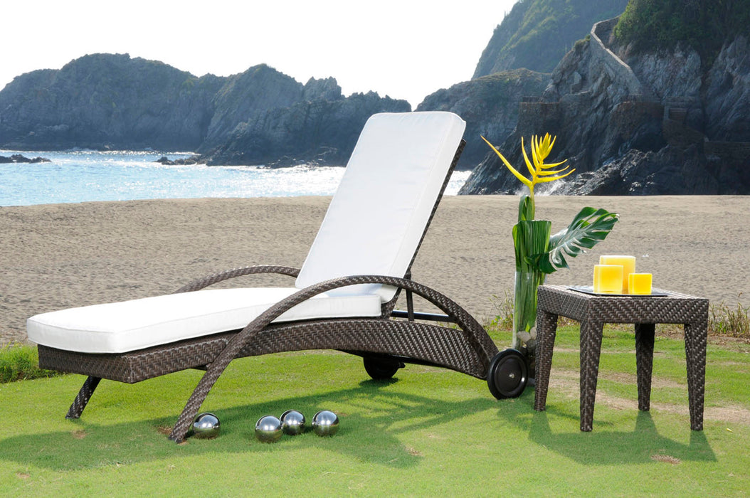 Atlantis Chaise Lounge