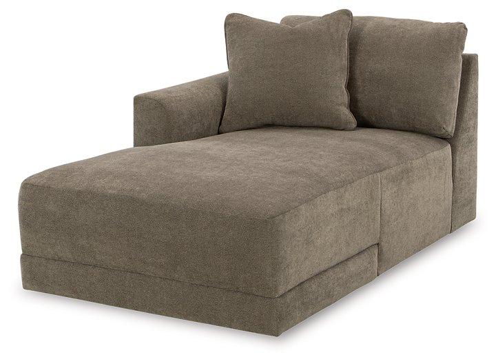 Raeanna Sectional with Chaise