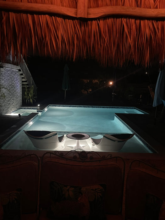 Panama Jack Set of 2 Wave In-Pool Chaise Lounger with End Table