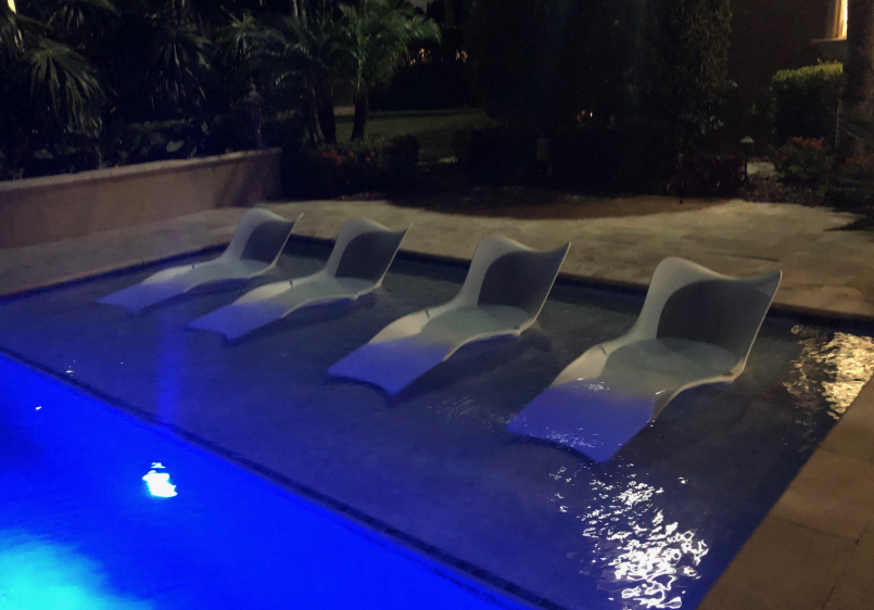 Panama Jack Wave Set of 4 Wave In-Pool Chaise Loungers