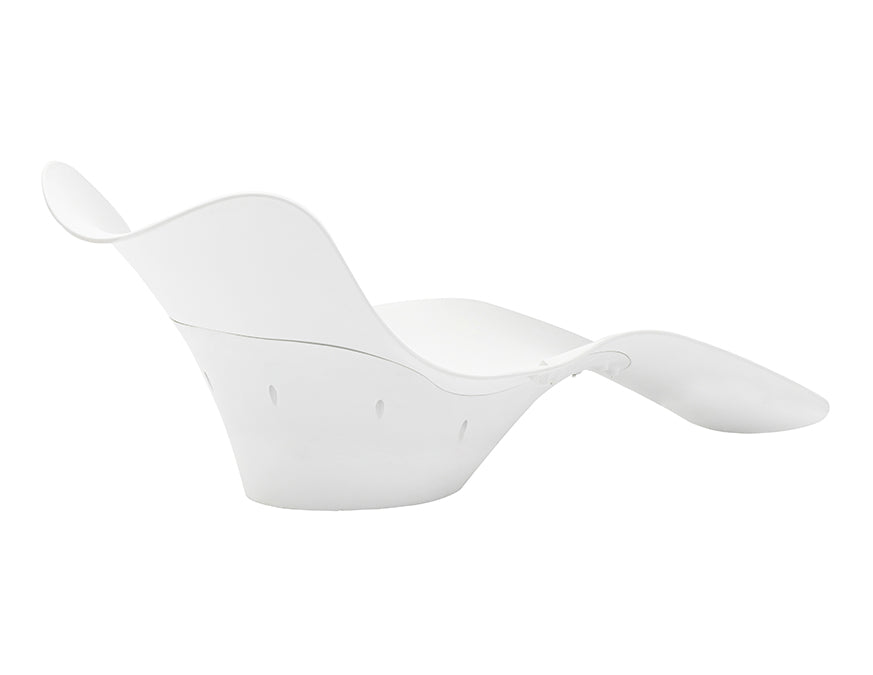 Panama Jack Wave In-Pool Chaise Lounger w/cup holder