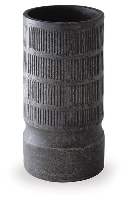 Beninworth Vase