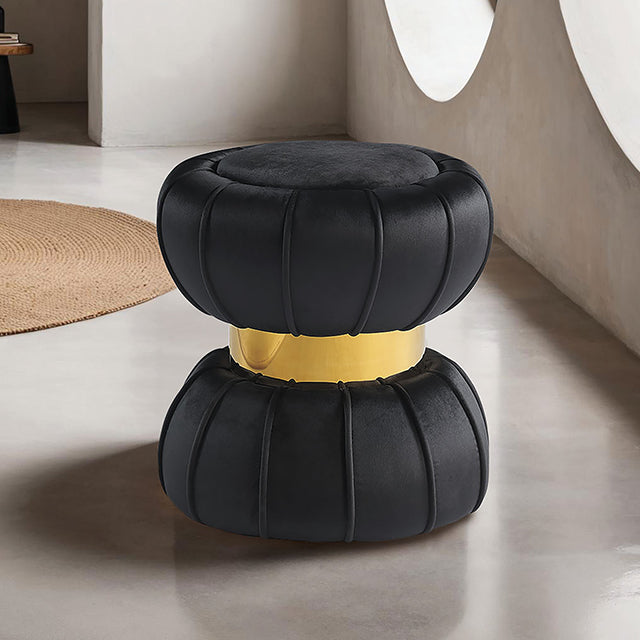 Dorothea Stool